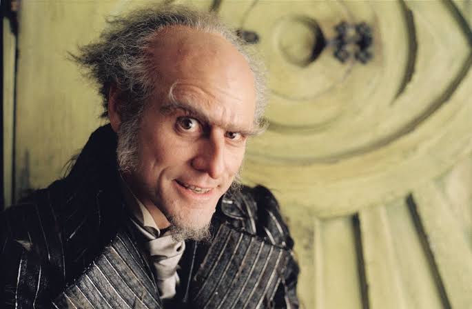 Review: Lemony Snicket's A Series of Unfortunate Events - Slant Magazine