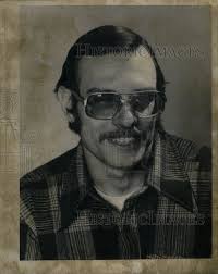 1976 Press Photo Alaskan Hunting Fishing Guide Fanning