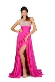 See the winner and top 5 contestants' evening looks! Miss Universe 2011 Top 10 Evening Gown Portraits Starmometer