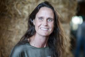 Ook dit jaar zijn de boeren verspreid over het land te vinden en qua leeftijden is. Eline Boer Riks Boer Zoekt Vrouw