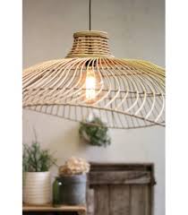 Une lumière chaude et délicate, une forme très originale comme un chapeau. Suspension Xxl Catalina Rotin Naturel O110cm Cable Noir Salle A Manger Rotin Lustre Rotin Suspension Bambou