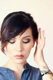 Hair this long is also much easier to arrange. Hair How To Volumized Ponytail Tutorial For Short Hair Short Hair Tutorial Short Hair Ponytail Volume Ponytail