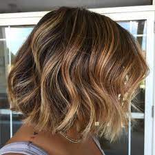 Qui se vaut s'adonner plus on regarde des exemples de cheveux à la couleur châtain claire ou balayage blond ou caramel pour vos cheveux châtains une option pour votre balayage blond sur cheveux. 1001 Idees De Sombre Hair Comment Illuminer Ses Cheveux Cheveux Courts Bruns Cheveux Courts Coupe De Cheveux