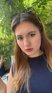 Quante Calze Usa Sabrina Carpenter