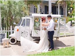 Small Galveston Texas Wedding At Carr Mansion In 2020 Wedding Venue Houston Intimate Wedding Venues Houston Wedding Photographer