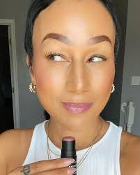 Color of the season 🍇 @ShirleyBinot wears Frosted Grape. Available now at  Younique.com