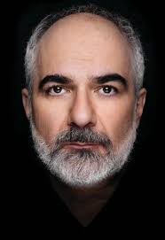 Michael niavarani, sohn eines persers und einer wienerin, absolvierte seinen ersten auftritt 1983 in max frischs die große wut des phillip hotz und hatte schon im brg wien vii, kandlgasse. Classify Michael Niavarani Shelby Niavarani And Shima Niavarani