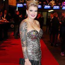 Join facebook to connect with melanie müller and others you may know. Melanie Muller Dschungelkonigin Ist Zum Zweiten Mal Mutter Geworden Gala De