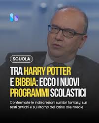 Paloma Shemirani, 23 anni, è morta nel luglio 2024 dopo aver rifiutato la  chemioterapia: era affetta da un linfoma non-Hodgkin, un tumore del tutto  curabile con un tasso di sopravvivenza a 5