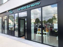 Les Reflets Du Miroir