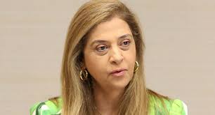 O maior técnico da história do Palmeiras", diz Leila sobre Abel