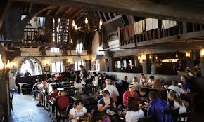 Browse through the universal orlando dining menus to plan your dining adventure when visiting universal orlando. The Three Broomsticks Hog S Head Quick Service At Hogsmeade