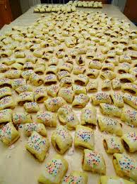 Ab heute beginnt die weihnachtszeit oder besser gesagt der run auf weihnachten. Homemade Cucidati A Sicilian Fig Cookie Tradition Proud Italian Cook Italian Cookie Recipes Italian Easter Recipes Fig Cookies