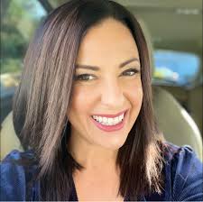 Kari Montgomery Style