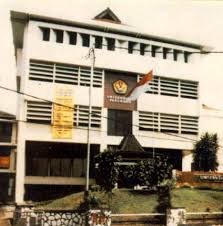 Seperti universitas pada umumnya, untuk mereka yang hendak menempuh pendidikan di kampus ini, juga diwajibkan sejumlah biaya kuliah. Fakultas Teknik Universitas Pasundan Direktori Fakultas Teknik Dipulau Jawa