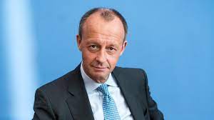 Zuvor hatte er sich auch bei seiner rede auf dem nominierungsparteitag im hochsauerlandkreis ähnlich geäußert. Warum Millionare Eher Nicht Zur Mittelschicht Zahlen Wirtschaft Sz De