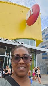 Thankyou Jason for the yellow badge! SP PLI P حد O