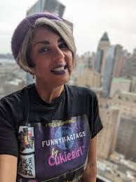 Sandra Elizabeth's Instagram, Twitter & Facebook