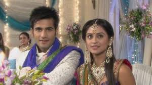 Ek Hazaaron Mein Meri Behna Hai 2011 Ek hazaro me meri bahena he hum sath sath he family dance in sngeet sandhya. ek hazaaron mein meri behna hai 2011