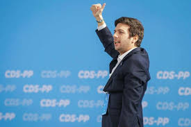Francisco rodrigues dos santos vê partilha de dados com regime russo como ato de terrorismo político. Francisco Rodrigues Dos Santos Es Elegido Nuevo Lider Del Partido Portugues Cds El Trapezio
