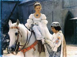 Libuse safrankova — libuše šafránková libuše šafránková est une actrice tchèque née le 7 juin 1953 à brno, en tchécoslovaquie (actuelle république tchèque). Libuse Safrankova A Jeji Pohadky Blogy Zeny S R O