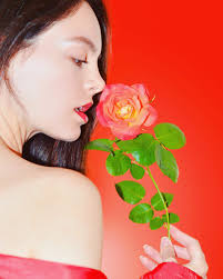 When I moved to LA, one of the first musicians I befriended was  @mikel_rafael. We bonded over finger-picking, Jeff Buckley, and a fondness  for random, silly conversation. Pretty soon, I'd look for