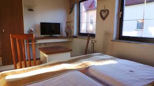 Check spelling or type a new query. Hofmanns Pension Gut Und Gunstige Unterkunfte