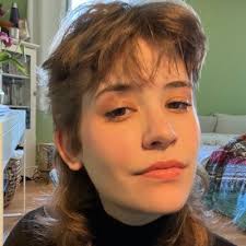 Abby Carr (@abby_carr_)