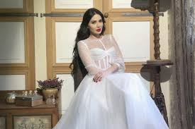 صور فنانات ونجمات لبنان بفساتين زفاف 2020 Fashion Dresses Dresses Formal Dresses
