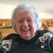 Sarah Tarpley's Instagram, Twitter & Facebook