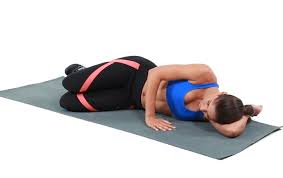 This 10 Minute Workout Targets Your Inner Thigh Muscles Thigh Exercises Inner Thigh Muscle Hip Workout