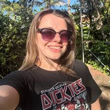 Savannah Parker's Instagram, Twitter & Facebook