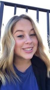 Elizabeth Popoff's Instagram, Twitter & Facebook