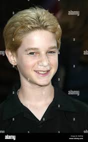 SCOTT TERRA EIGHT LEGGED FREAKS PREMIERE GRUMAN'S CHINESE THEATRE HOLLYWOOD  LOS ANGELES USA 16 July 2002 Stock Photo