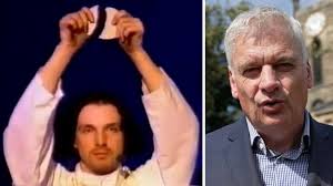 **old backgrounder** Leader of 'cult' group found guilty