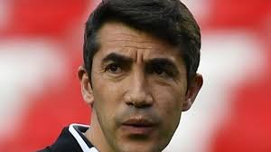 Benfica negotiating to end coach Lage's contract