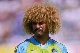 Today straight downdos, curls, knots and ponytails are in the tops of hair style trends. Atletico Madrid Striker Antoine Griezmann Is Driving Every Mother In Madrid Crazy Mirror Online