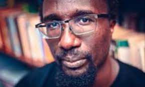 Dike Chukwumerije‎‏ نے اپنی کور فوٹو...