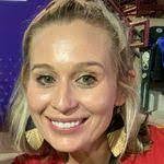 Amy Damery's Instagram, Twitter & Facebook