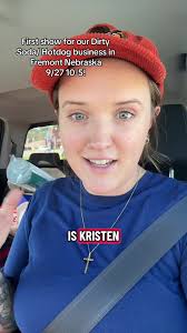 Primera muestra de Dirty Soda y Hotdogs en Fremont