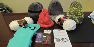 How to knit a scarf! Local Seniors Are Looming For A Good Cause Rsvp