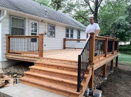 A Small Back Deck Backyardideasonabudget Deck Designs Backyard Patio Deck Designs Back Deck Designs