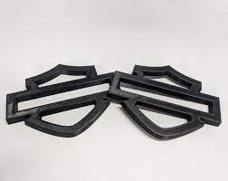 Harley Black Harley Davidson Cvo 2018 Fuel Tank Emblems Badges 3d Printed Replicas Please Retwee Harley Davidson Cvo Black Harley Davidson Harley Davidson