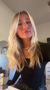 annie swanstrom (@annieswanstrom)’s videos with Stop using this fcking  sound