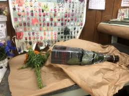 We proudly provide delivery of beautiful flower arrangements and fresh gift ideas anywhere in san antonio, texas. Travis Wholesale Florists 24 Photos 27 Reviews Florists 240 W Josephine St San Antonio Tx United States Phone Number Yelp