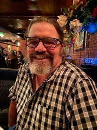 Larry Sandefur's Instagram, Twitter & Facebook