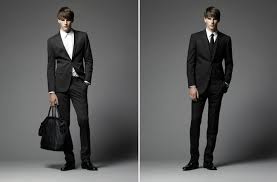Acara itu akan dimulai pukul 18.50 kst, dan akibatnya penayangan. Burberry Black Label Trend Envy