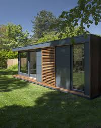 Interview Exciting Eco Friendly Contemporary Garden Rooms By The English Designer Ben Lord Freshome Com Contemporary Garden Rooms Garden Pods Contemporary Garden