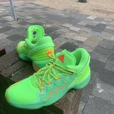 Pro shooting guard donovan mitchell grew up dreaming his signature determination could change the game. Adidas Donovan Mitchell D O N Issue 2 Shoes Purple Adidas Us In 2021 Gold Adidas Donovan Mitchell Donovan