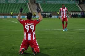 Years later, colombia played at the 1938 central american and caribbean games.the colombia national football team was composed mostly by all the players of the club juventud bogotana (now millonarios). Tribuna Expresso Grandes Jogos A Fe De Arango Pos O Aves Nas Meias Finais Da Taca E Atravessou O Campo De Uma Ponta A Outra De Joelhos